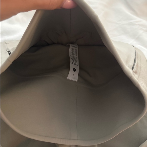 Lululemon High rise pant- NWT-0 - Picture 4 of 5